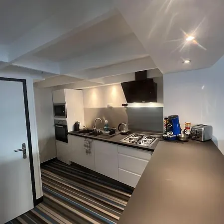 La P'tite Maison Et Votre Terrasse Prive ! Holiday home
